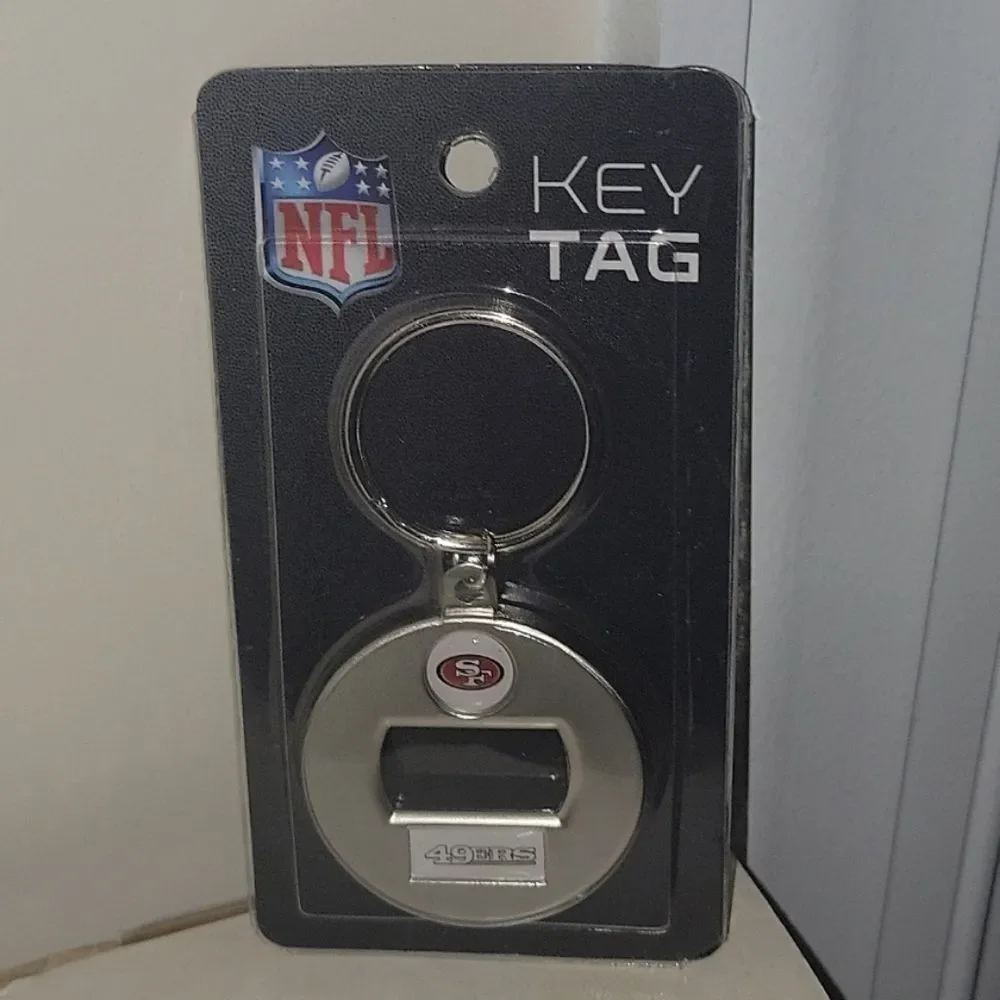 New Official NFL San Francisco 49ers Ez Opener Bottle Key Ring Keychain - Silver